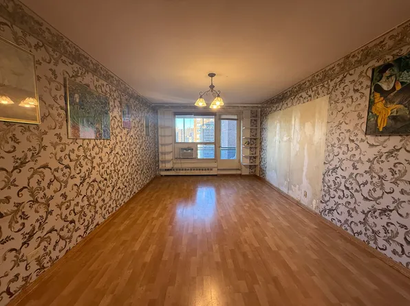 97-10 62nd Drive image 3 of 11