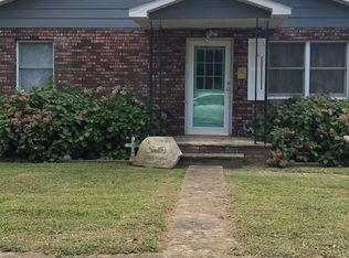 204 W South St, Pinckneyville, IL 62274