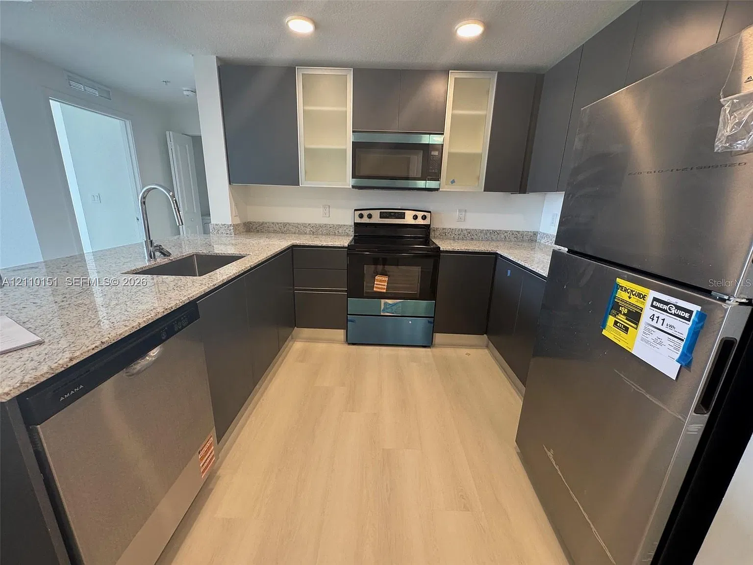 2 bed, 2.0 bath, $1,700 — Photo 2