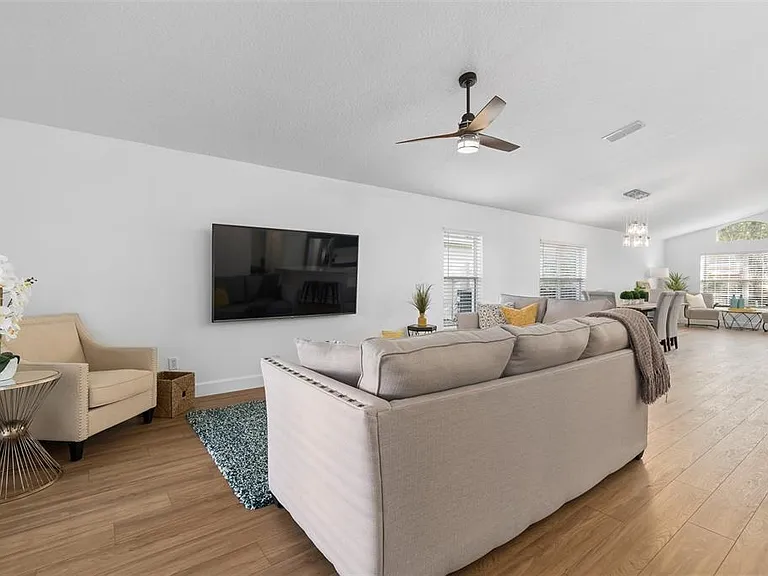 14018 Budworth Cir — Photo 30