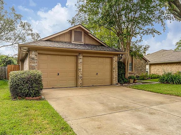 3rd image of 5609 Village Park Dr