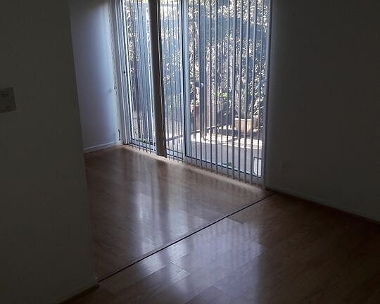 5th image of 3740 Greenfield Ave APT 4