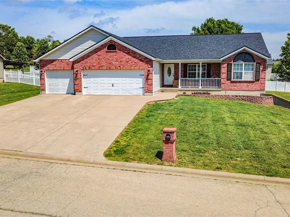 1133 Pride Dr, Desloge, MO 63601