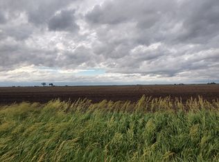 34247 Lagoon Rd, Minier, IL 61759