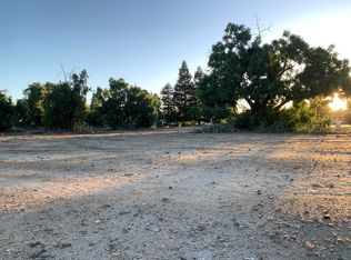 E Paradise Ave, Visalia, CA 93292
