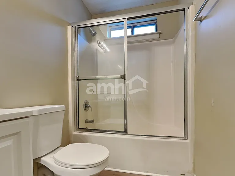 5410 Lakebrooke Run — Photo 18