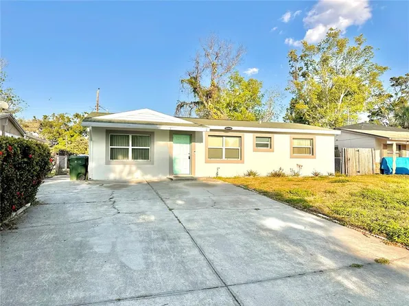 13649 120th St, Seminole, FL 33778