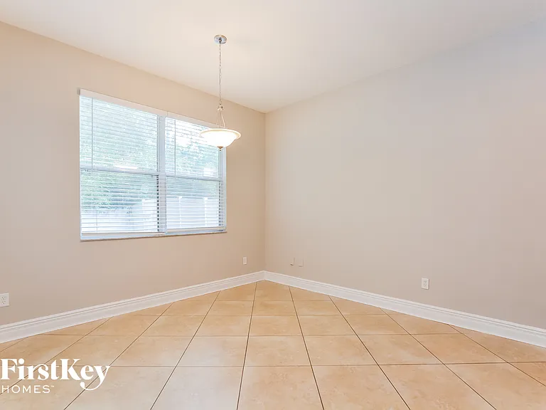 1214 Alapaha Ln — Photo 4