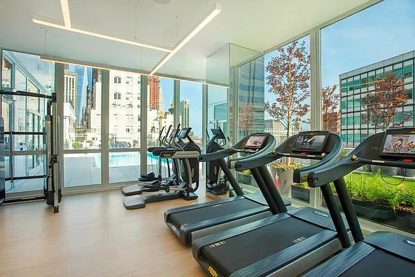 Rented by Metro Loft Management | media 6