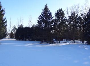 4773 Fairview Rd, Larsen, WI 54947