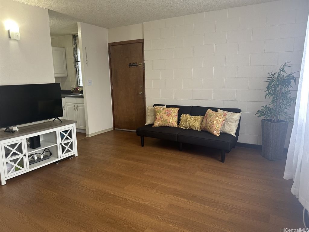834 Lehua Ave APT 307, Pearl City, HI - View 5