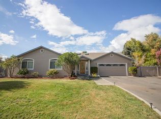 1442 Raydean Dr, Grants Pass, OR 97527