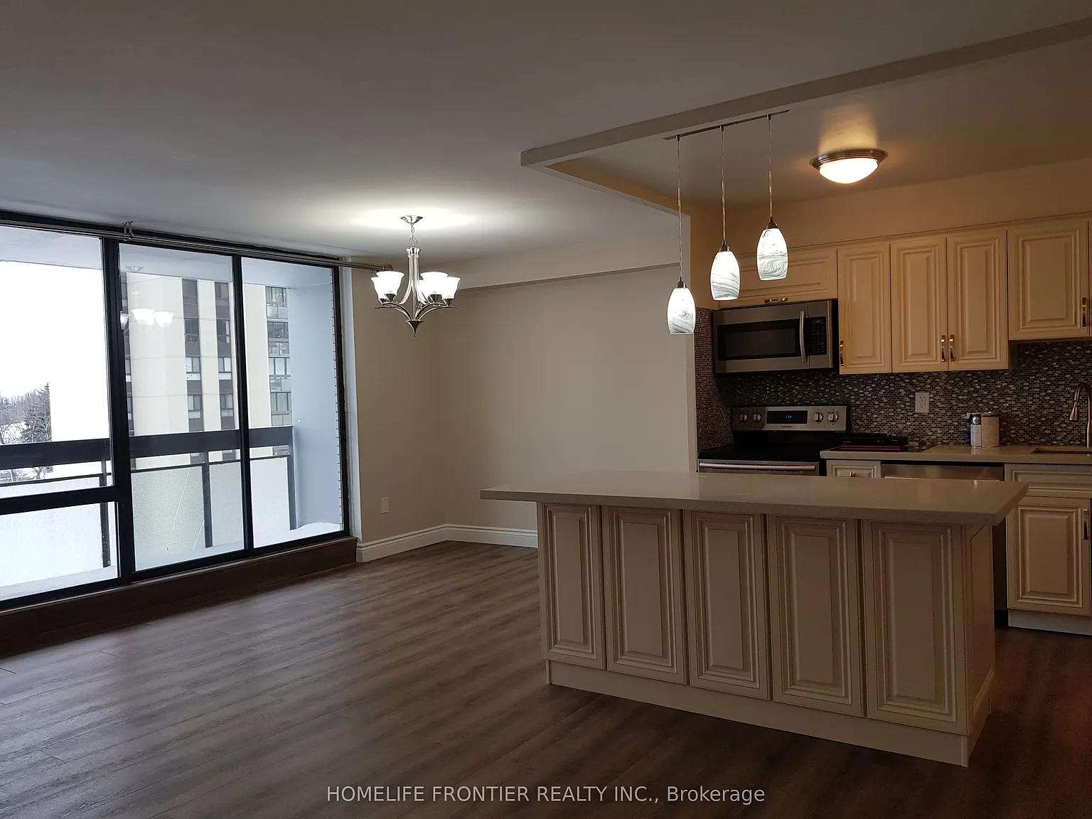 2 bed, $2,750 — Photo 3