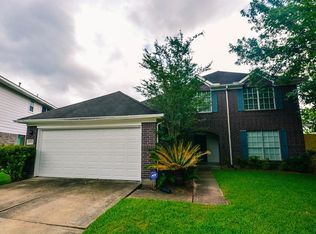 16811 Basewood Ct, Sugar Land, TX 77498