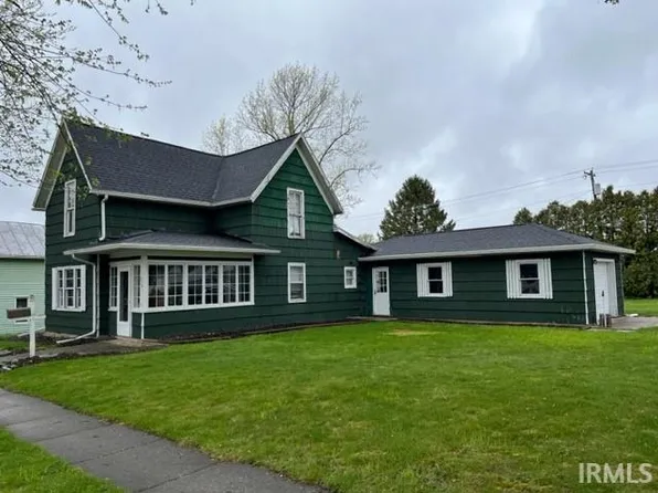 719 E South St, Albion, IN 46701