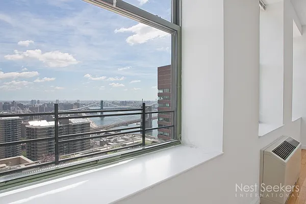 Sold by Nest Seekers International | media 1
