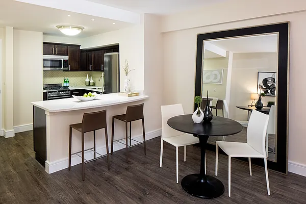 Rented by Greystar | media 46