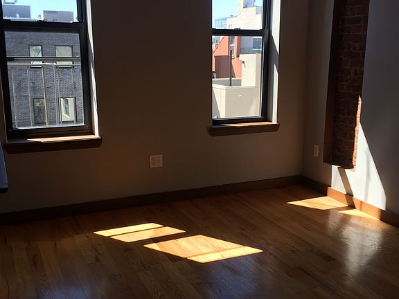 2nd image of 246 Pacific St #5th