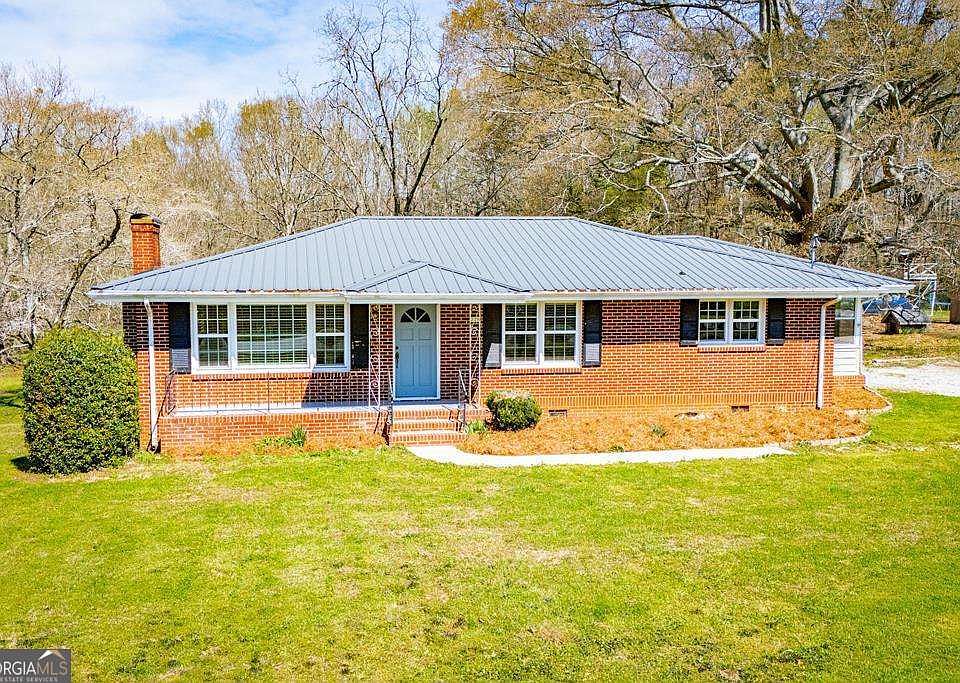 1st image of 228 Bevis St