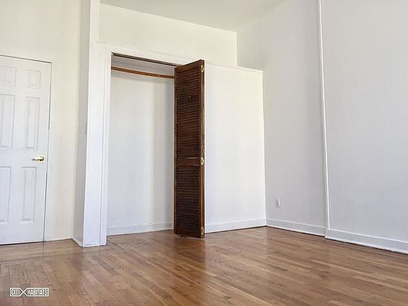4th image of 51 Morgan Ave Unit 2