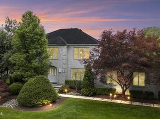 5 Emmons Ct, Marlboro, NJ 07746