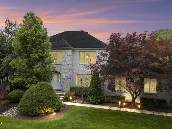 5 Emmons Court, Marlboro, NJ 07746