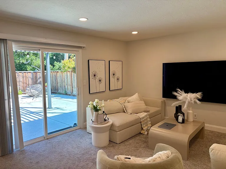 1190 Arlington Ln — Photo 20