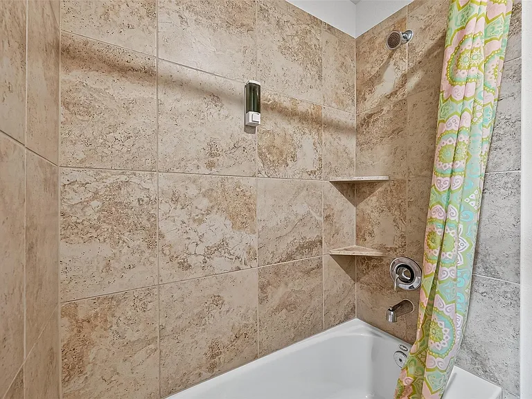 10519 Forfar Ln — Photo 32