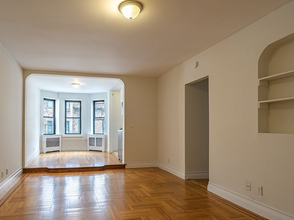 1st image of 3111 Broadway APT 6D