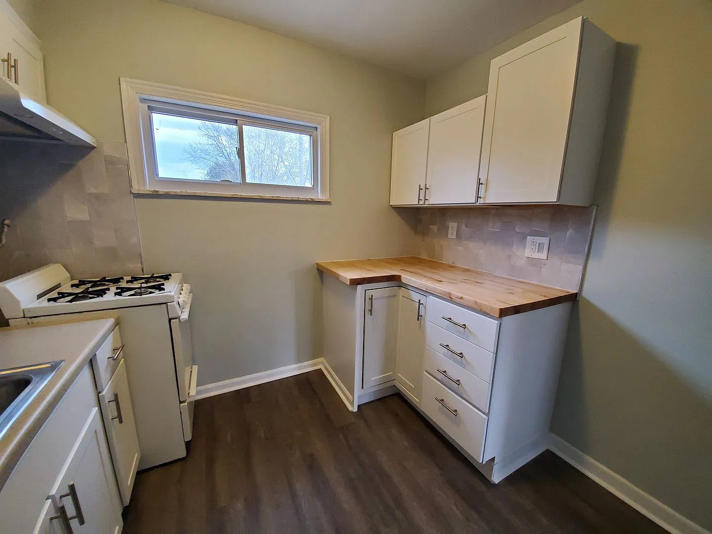 400-410 Glenwood Ave — Photo 4