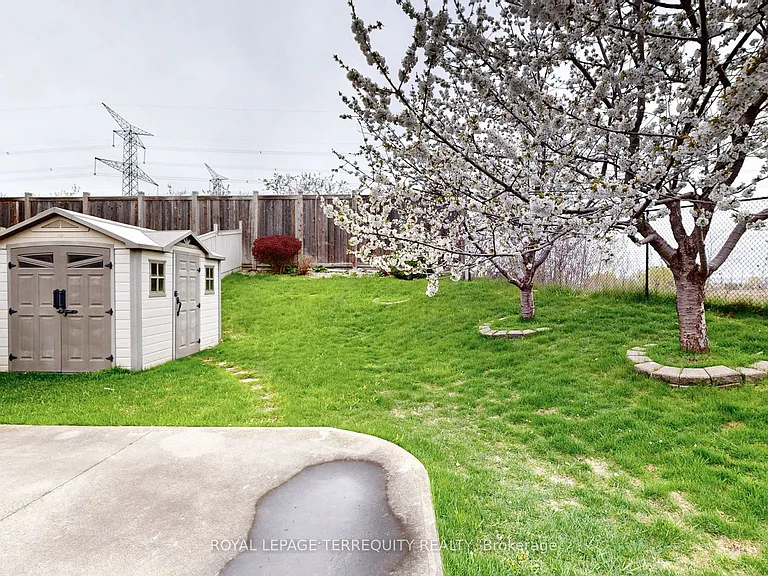 3647 Partition Rd — Photo 37