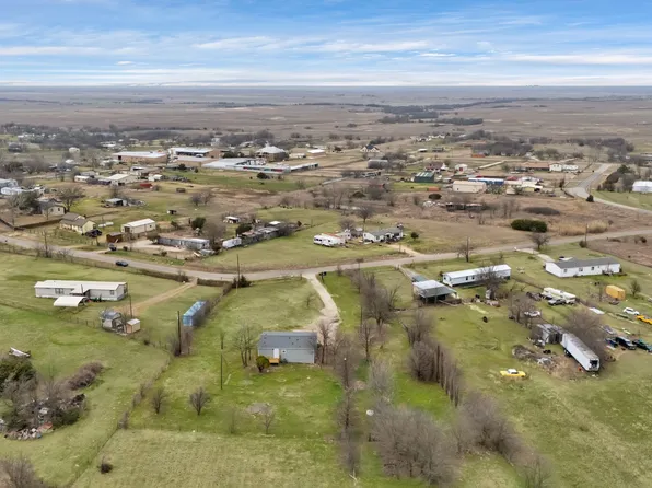 9621 2nd St, Joshua, TX 76058