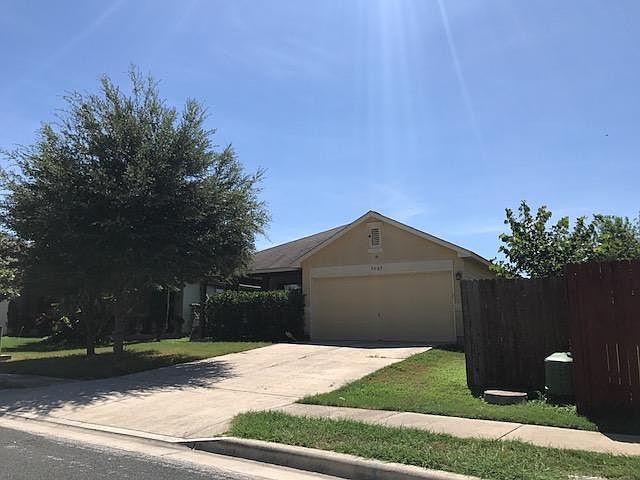 5905 Clementine Ln 4 BR 2BA Spacious Home 