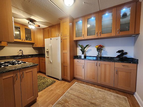 2nd image of 571 Fairway View Dr #6-3J