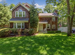 400 Ruggs Path, Sag Harbor, NY 11963