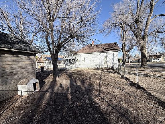 5th image of 817 S Main St