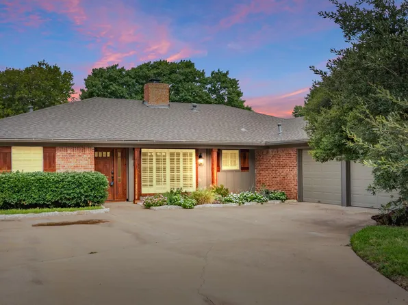 8921 Crosswind Dr, Fort Worth, TX 76179