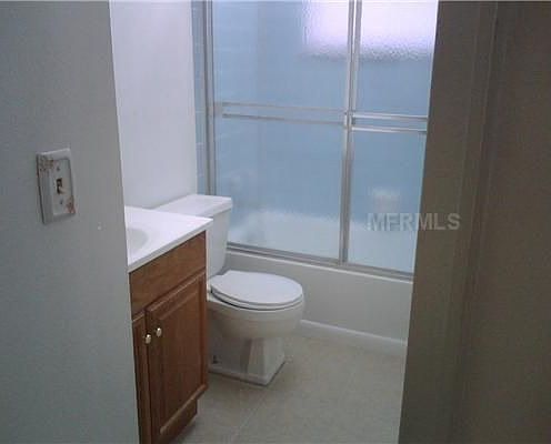 4th image of 635 Marquand St