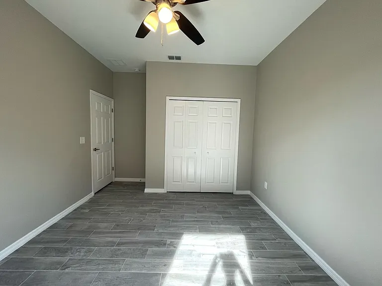 407 Bedlington Ct — Photo 16
