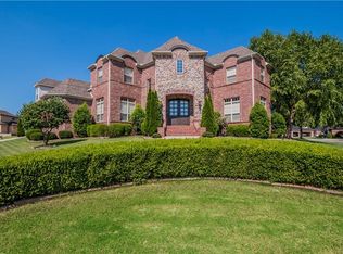 6318 W Valley View Rd, Rogers, AR 72758