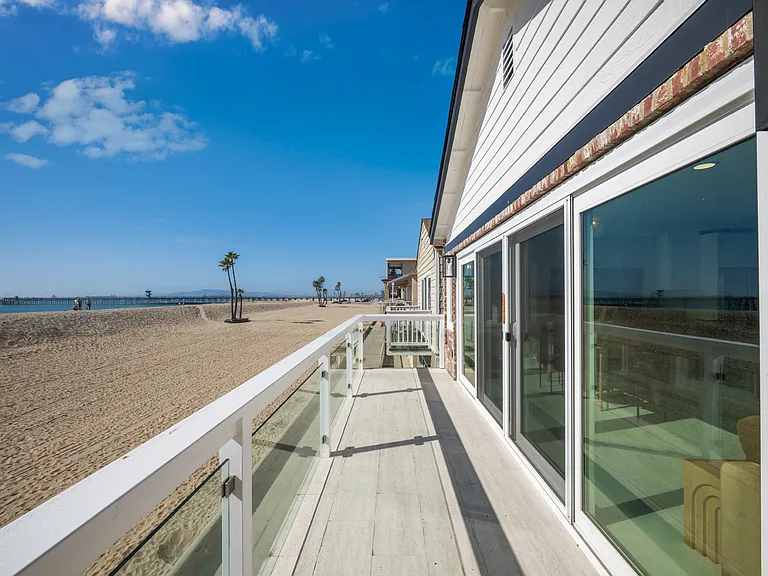 1211 Seal Way #B — Photo 33