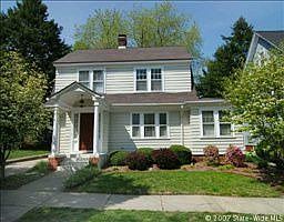 1st image of 12 Woodbury St