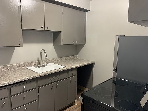 4th image of 2727 NE 125th St #5