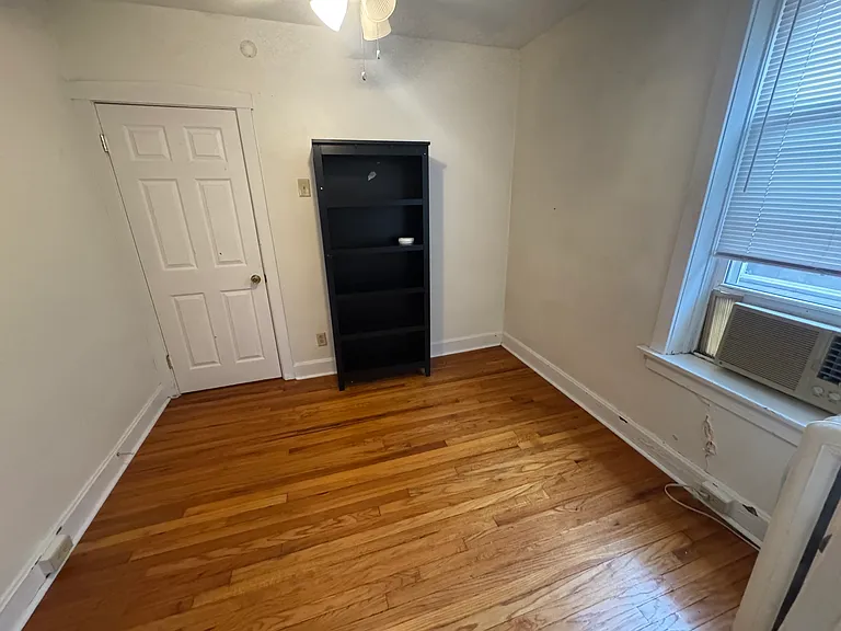 5227 Sutherland Ave #1 — Photo 7