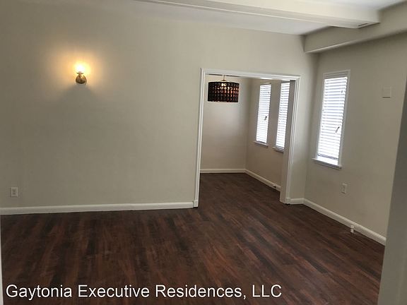 3rd image of 212 Quincy Ave #6275621