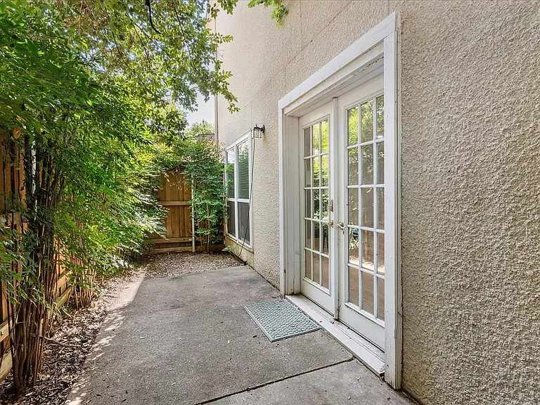 5505 Live Oak St #16 — Photo 11