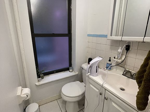 3rd image of 53 Clifton Pl APT 4D