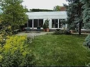913 W Willow St, Chicago, IL 60614