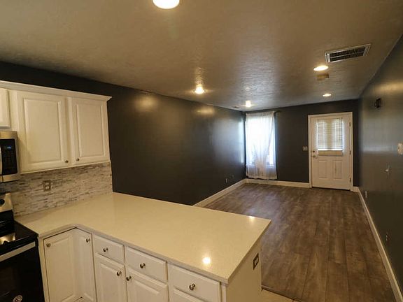 5th image of 434 N Hodges Ln #13