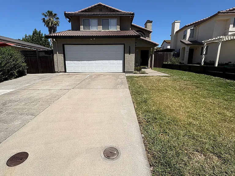 4981 Yvonne Way — Photo 17